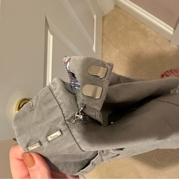 American Eagle shorts size 2 - Picture 5 of 6